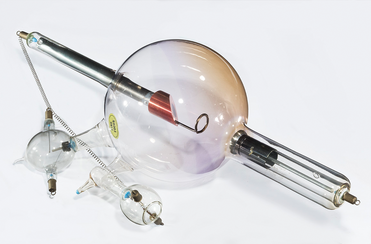 Glass X-ray tube.