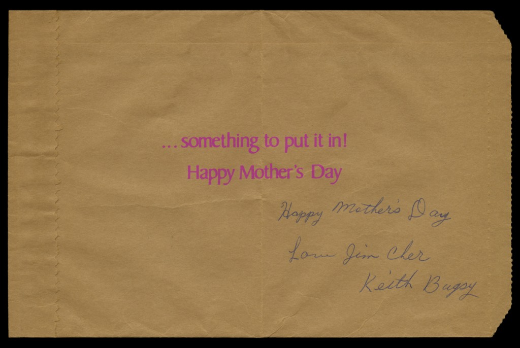 THF93557_94.66.19_MothersDayCard_ca1980_Inside Mother's Day Card